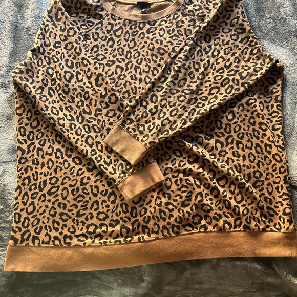 Fleece sweatshirt - Picture 2 of 2